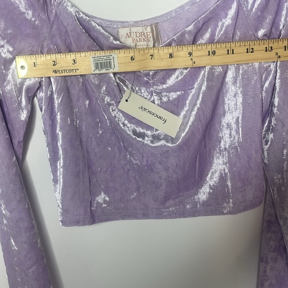 NWT Annie Velvet Long Sleeve Top - Picture 8 of 8